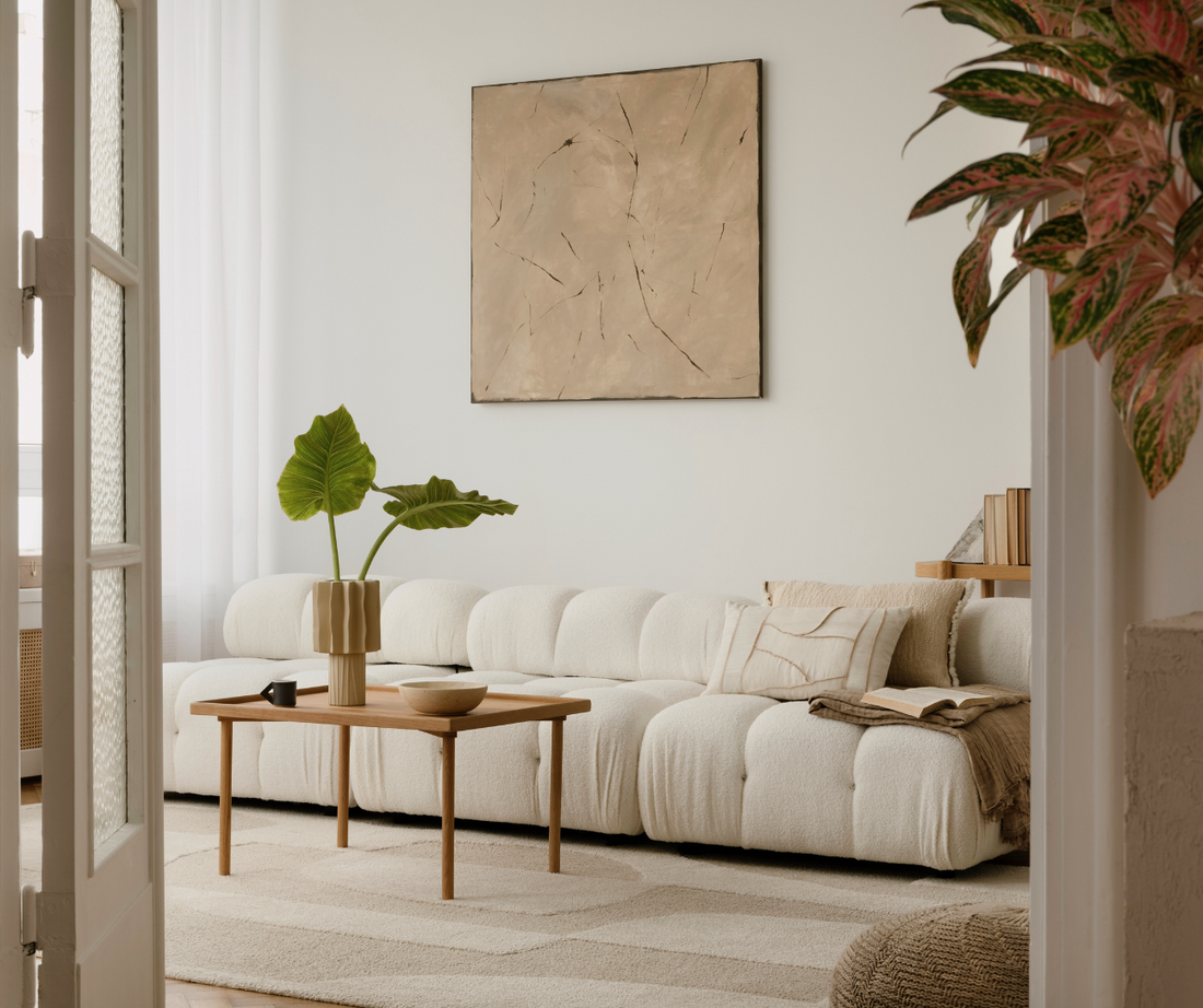 Serene Spaces: Embracing the Warm Minimalism Aesthetic